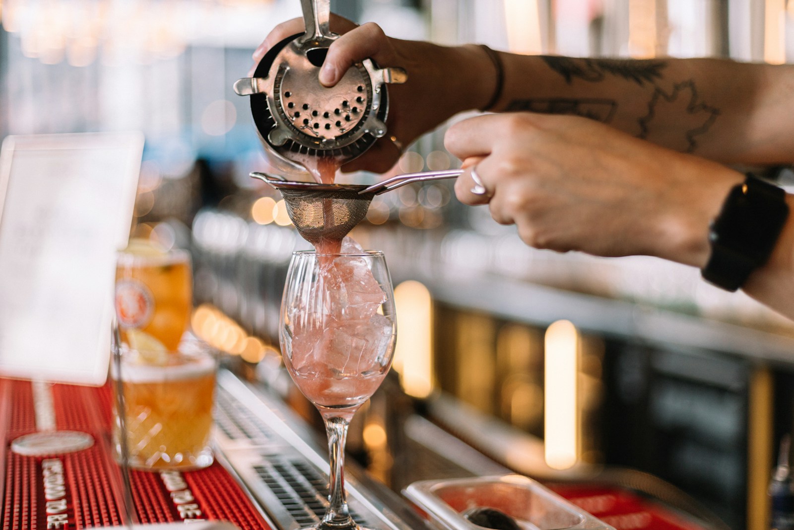 Vom Bier zum Cocktail – wenn die Kneipe zur Bar wird